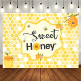 Aperturee - Aperturee Yellow Honeycomb Bee Sweet Honey Birthday Backdrop